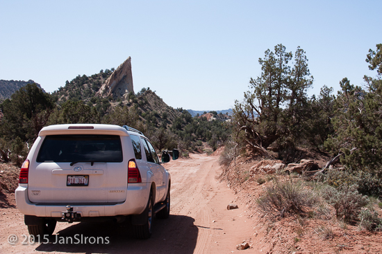 Cottonwood Canyon Road - our towing mirrors can stay in place even when we're exploring!